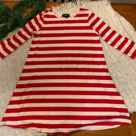 🍭 2/$10 Amy Byer Girl's Red/White Striped Christmas Dress - Picture 1 of 3